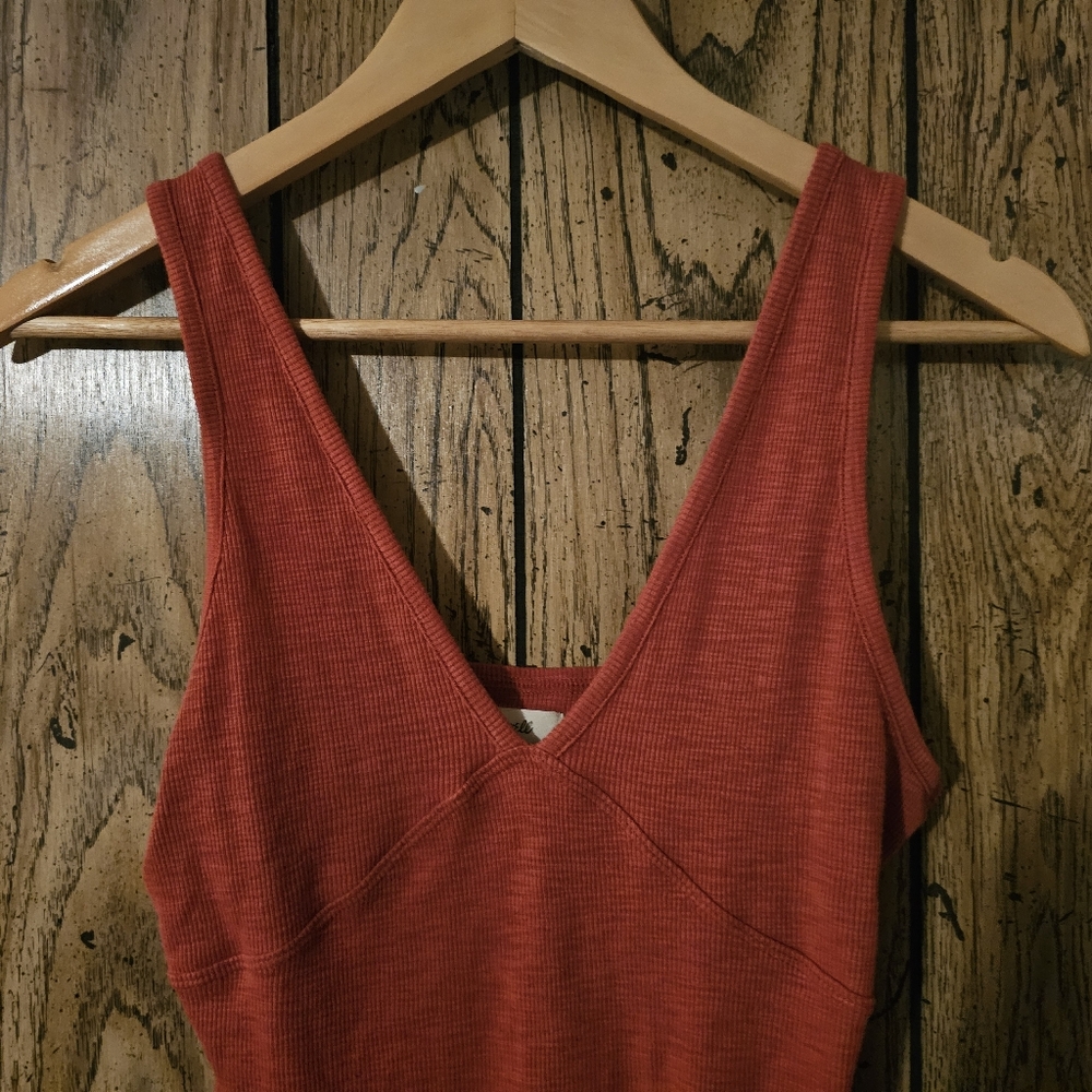 MADEWELL Rust Ribbed Tank Bodysuit - Large - Picture 3 of 5